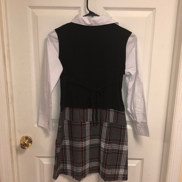 Dress - Picture 6 of 7